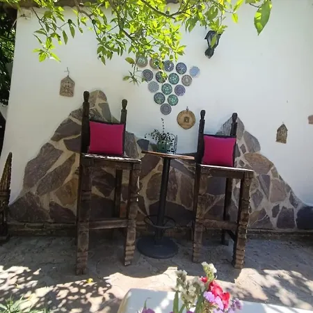 Hadrianus Pansion Otel 3*
