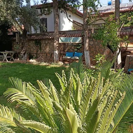 Hadrianus Pansion Otel 3*