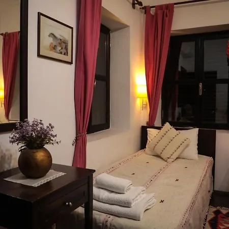 Otel Hadrianus Pansion Antalya