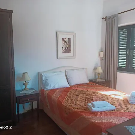 Hadrianus Pansion Otel 3*