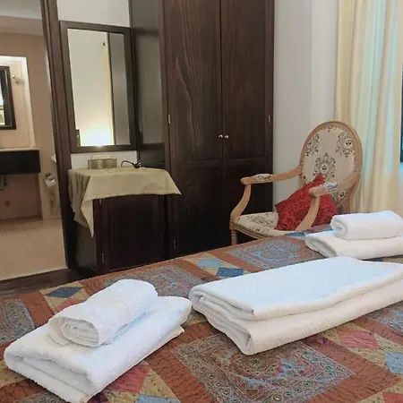 Otel Hadrianus Pansion Antalya